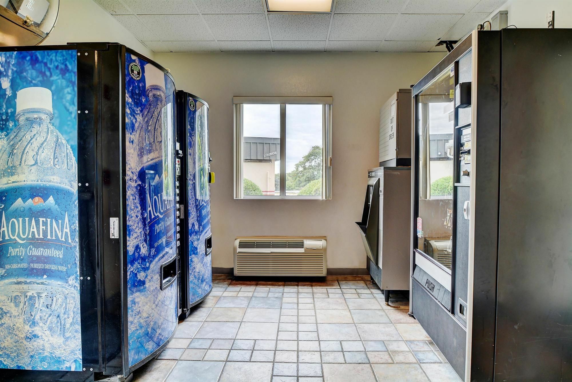 Motel 6-Warwick, Ri - Providence Airport - I-95 المظهر الخارجي الصورة