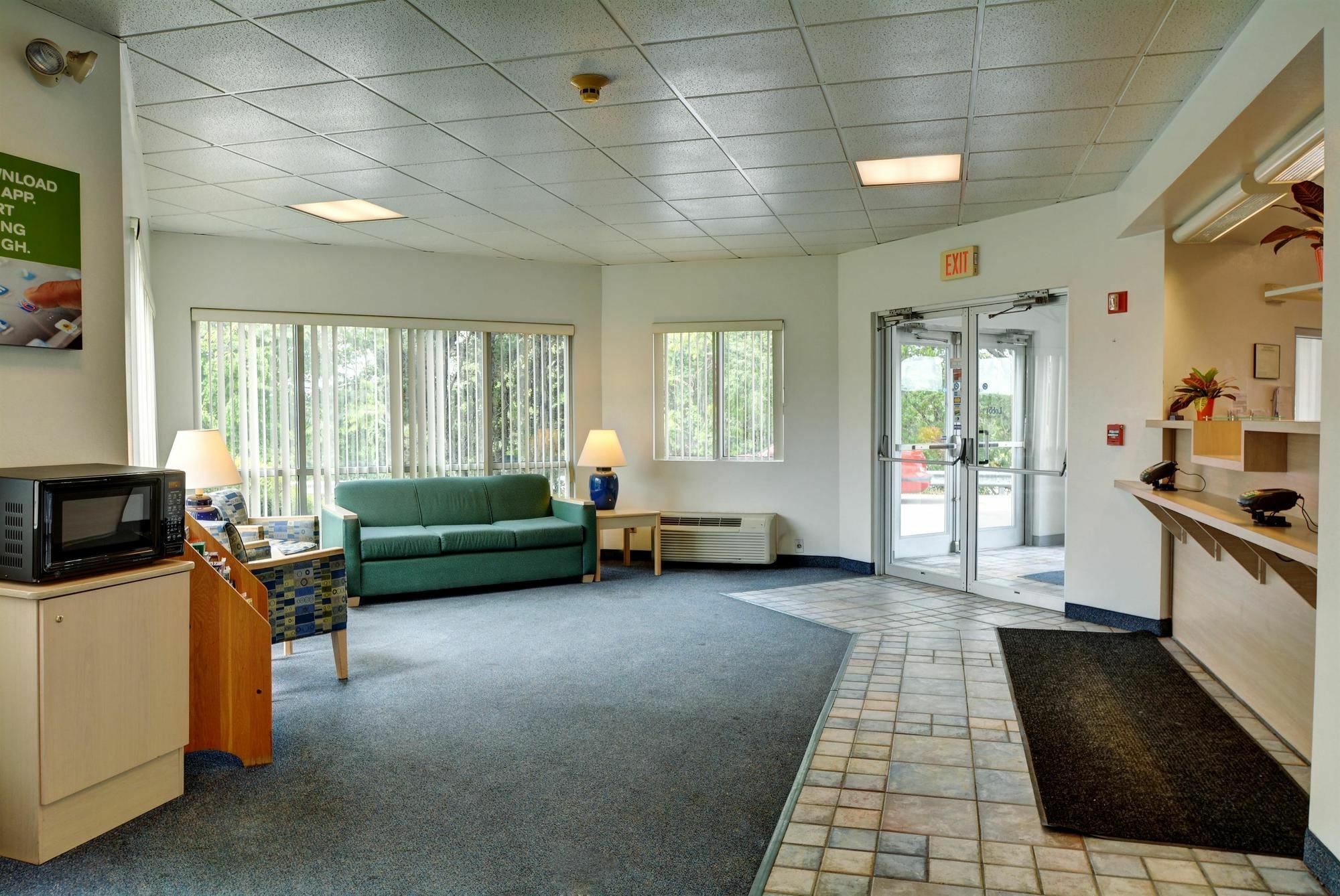 Motel 6-Warwick, Ri - Providence Airport - I-95 المظهر الخارجي الصورة